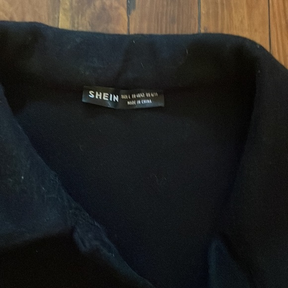 Coat - Picture 3 of 4